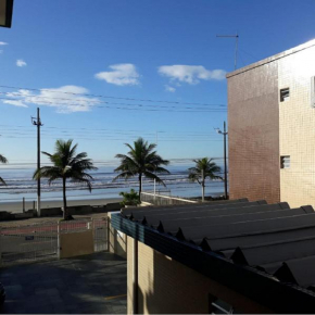 Apto em Prédio Frente pro Mar com WiFi 2 Qtos Garagem MongaguáSP